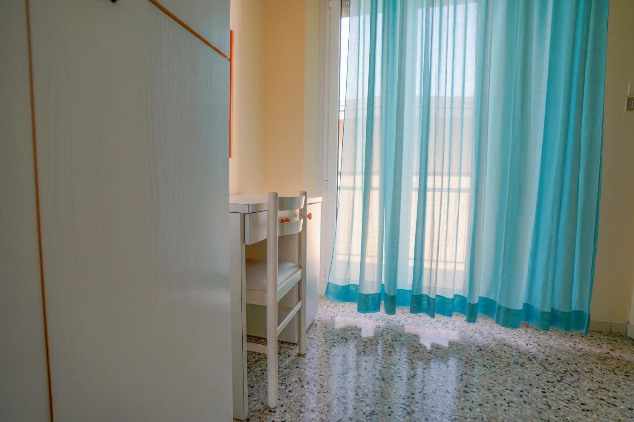 Hotel Mondial Rimini Eksteriør billede
