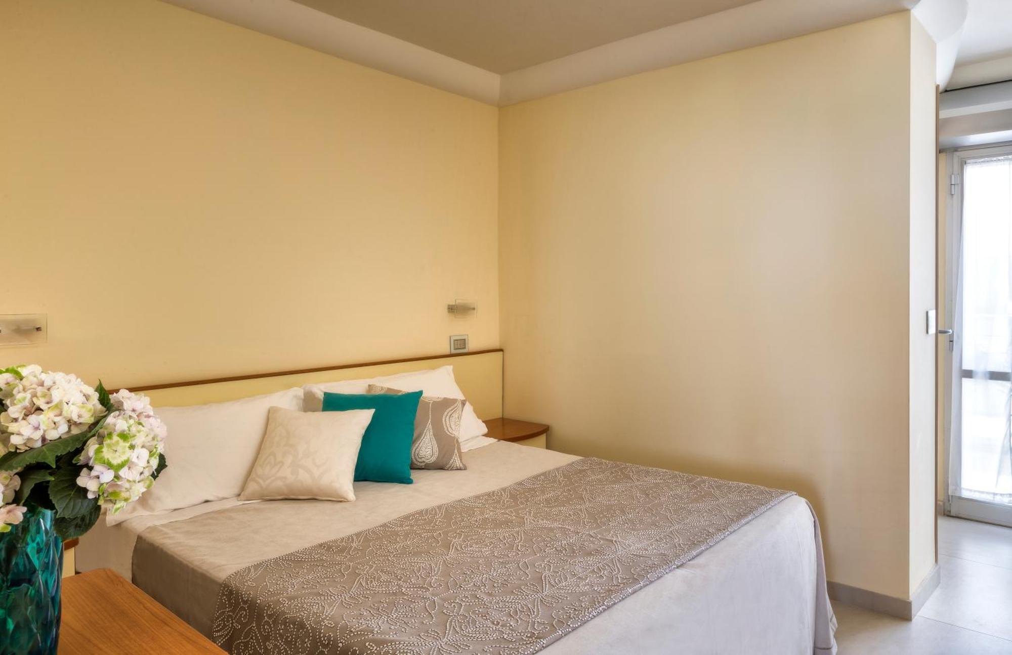 Hotel Mondial Rimini Eksteriør billede